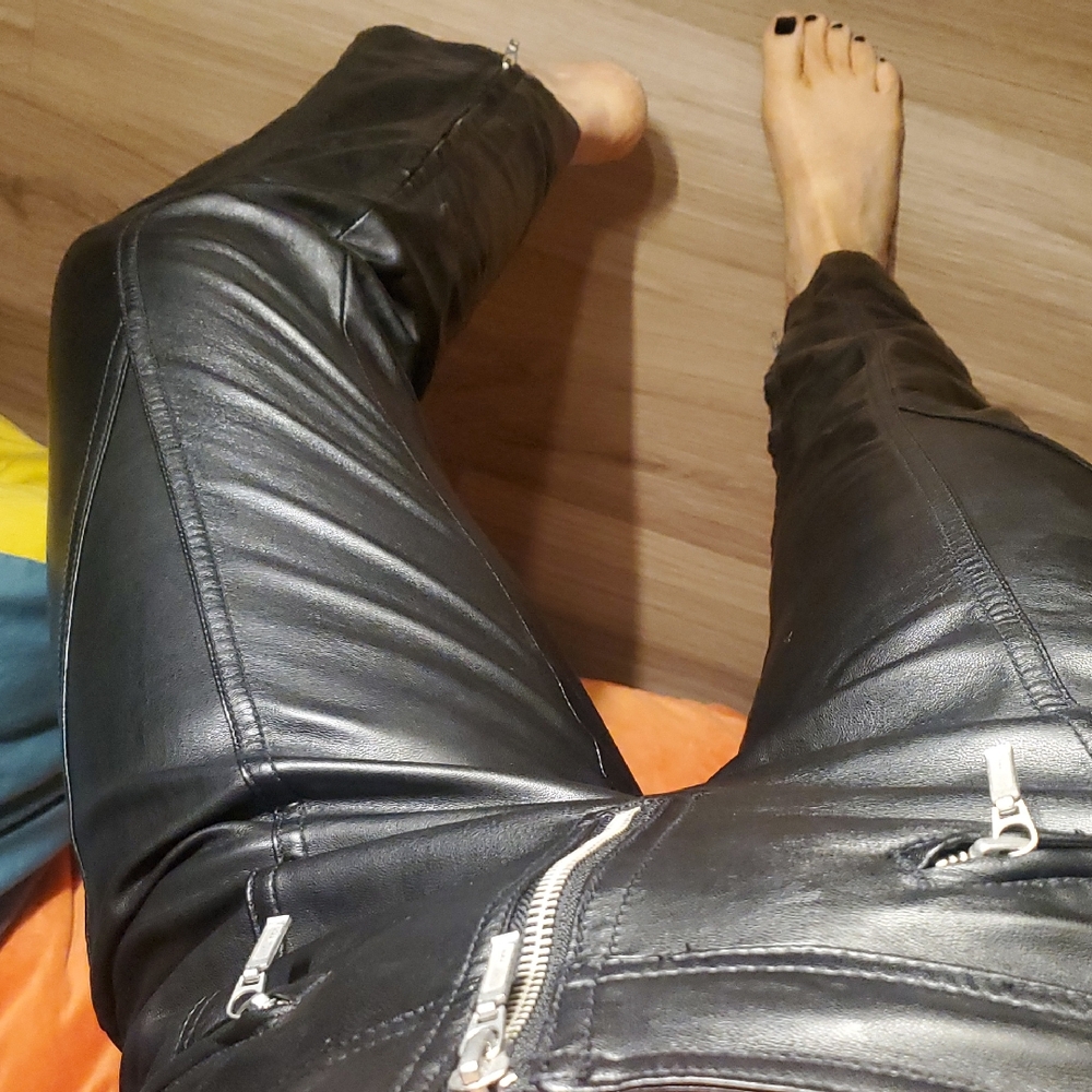 Urban Outfitters Black Leather Straight Leg Ankle Pants With Zipperszzzzz